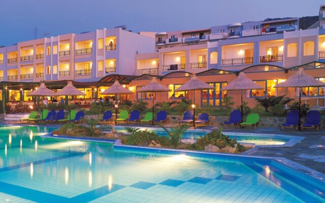 Mediterraneo Hotel - All Inclusive вид на фасад