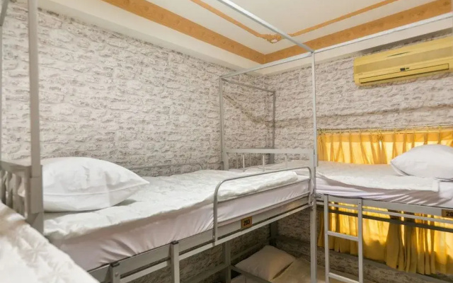 OYO 683 Minh Phuong - Hostel