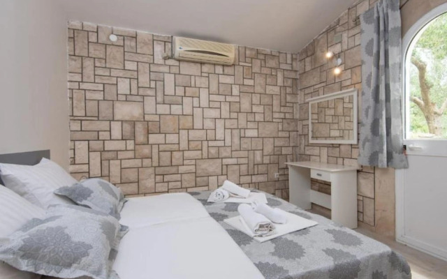 Adriatic Guesthouse Balota With Shared Pool