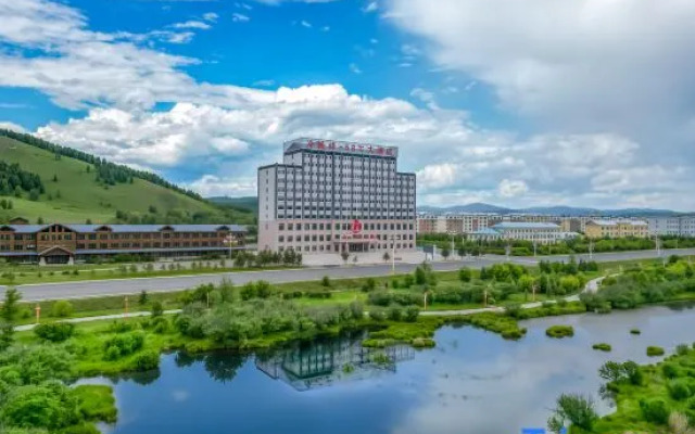 Gen He Leng Ji Feng Hotel