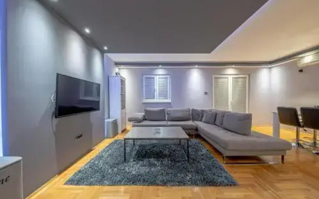 Apart House Danigo