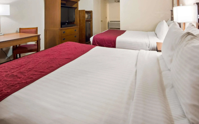 Blythe Hotel