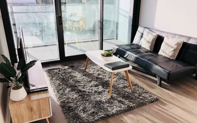 Explore Docklands Lovely Apartment LVL8