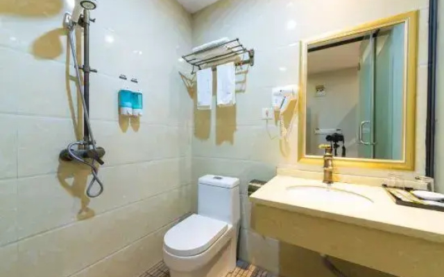 Tiantian Chain Hotel Chongqing Xinan Hospital