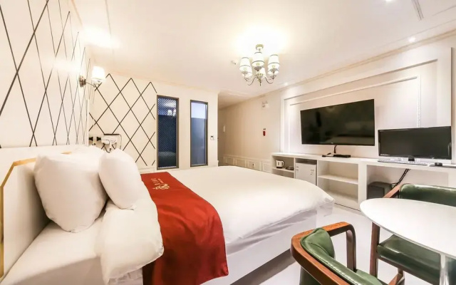 Daegu Dongseongro Ribe Hotel