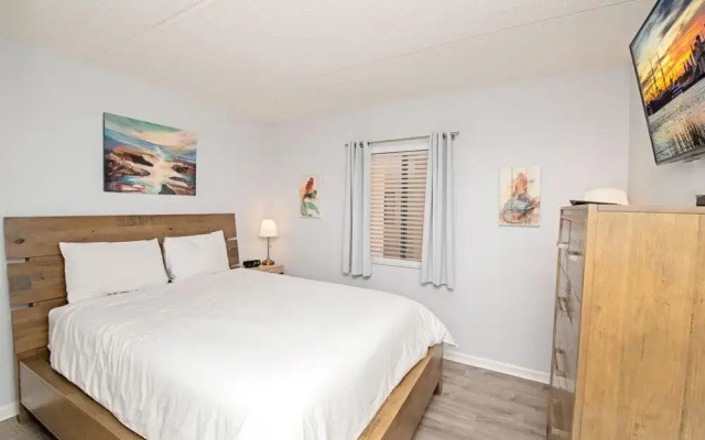 4205 Courtyard Villa 2nd Fl N