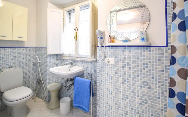 Awesome Home in Massarosa With Wifi and 2 Bedrooms
