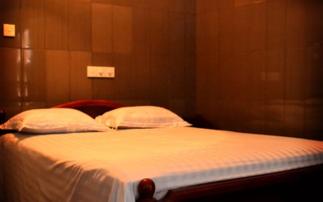 Hotel Chathumedura