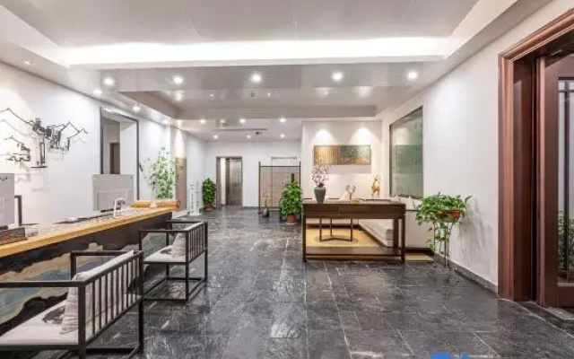 Jinhua Youyou Luming Hotel