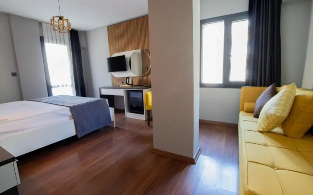 Rodis Hotel