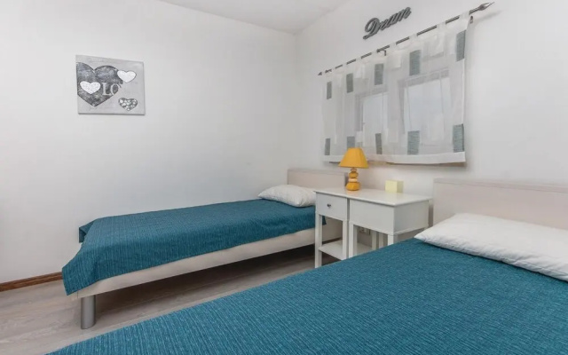 Amazing Home in Kanfanar With Wifi and 3 Bedrooms