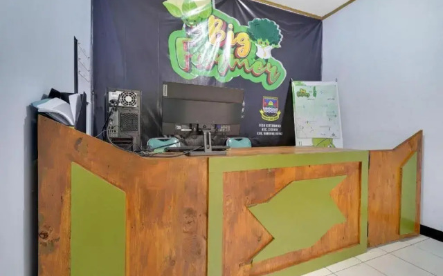 OYO Homes 91156 Eco Tourism Big Farmer Desa Kertawangi Syariah
