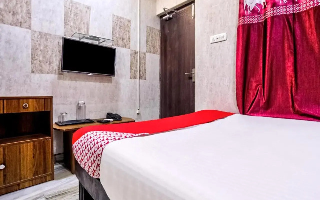 Chellam Residency