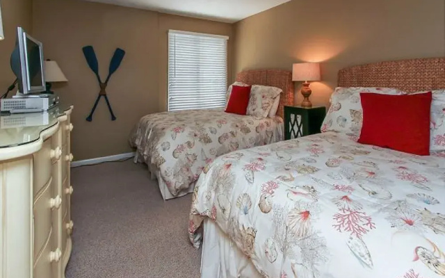 Hilton Head Value - 1, 2 & 3 Bedroom Villas