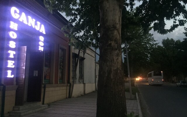 Отель Ganja Hostel Азербайджан, Гянджа - отзывы, цены и фото номеров - забронировать отель Ganja Hostel онлайн вид на фасад