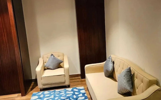 Four Leaf Hotel Akosha
