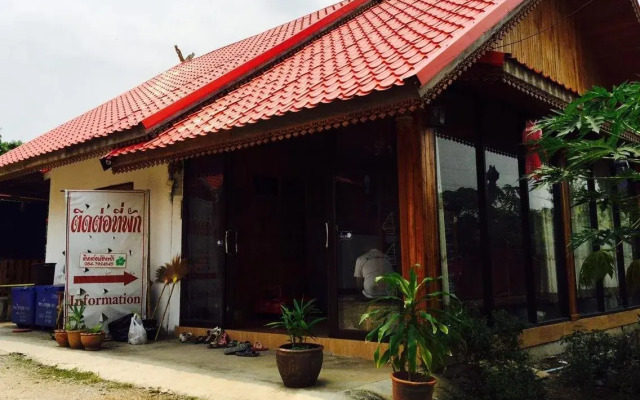 Srithong Resort
