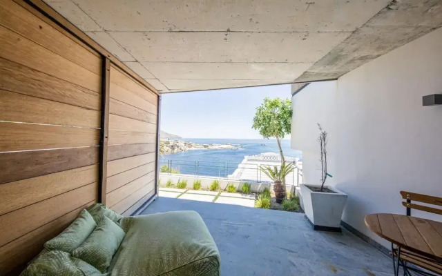 Spectacular Ocean Villa in Camps Bay