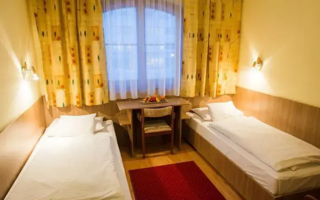 Hotel Három Gúnár