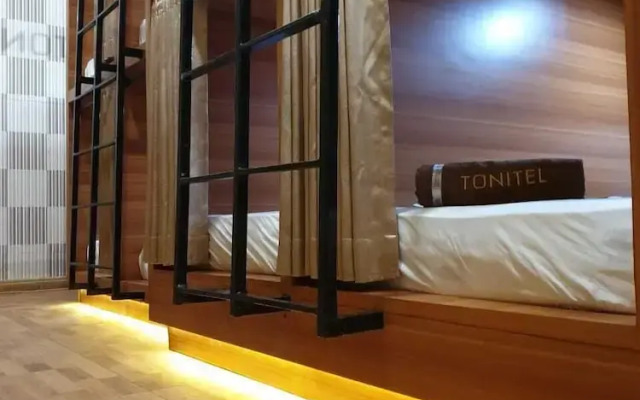 TONITEL Hotel Malioboro Yogyakarta
