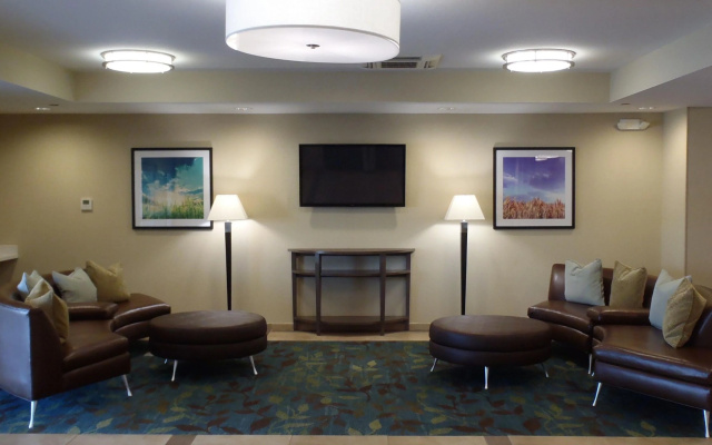 Candlewood Suites Pearl by IHG