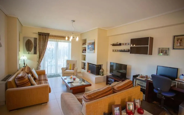 Fou's luxury apartment