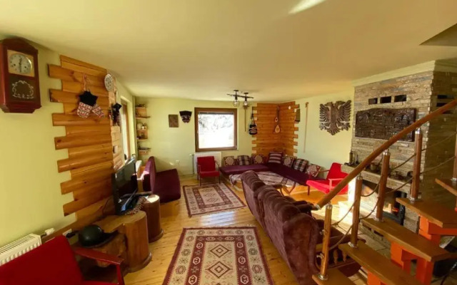 Villa 80 Kodra e Diellit