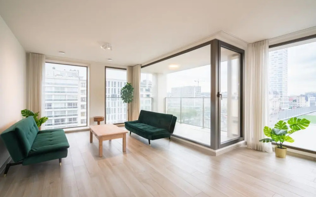 Central City Haven for 10 With Terrace