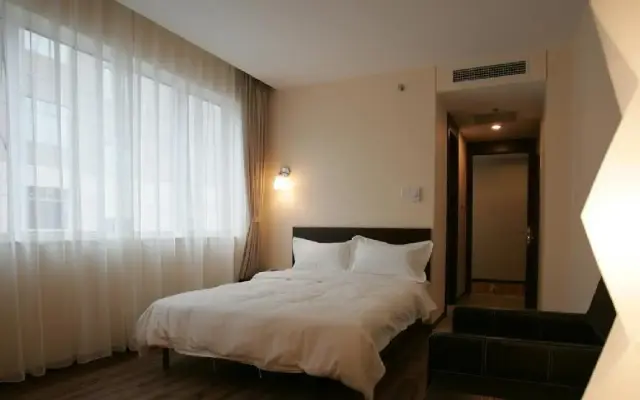 Sunjoy Hotel