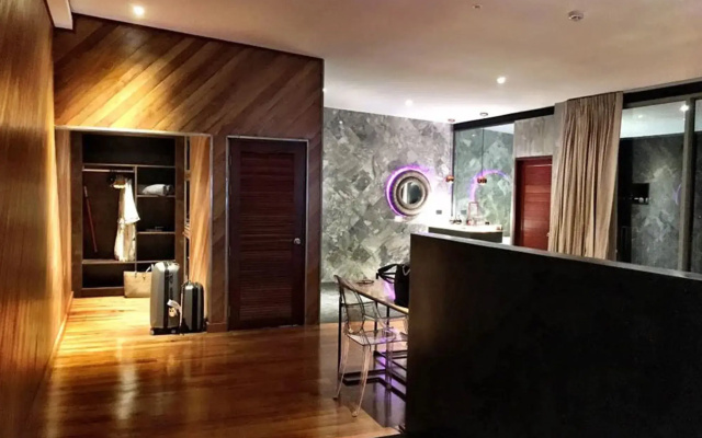 Charming Fox Samui - Adults Only