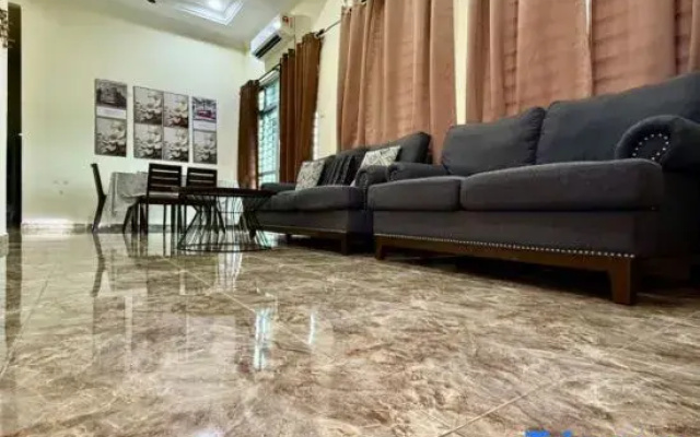 Homestay Selesa KPB Guest House