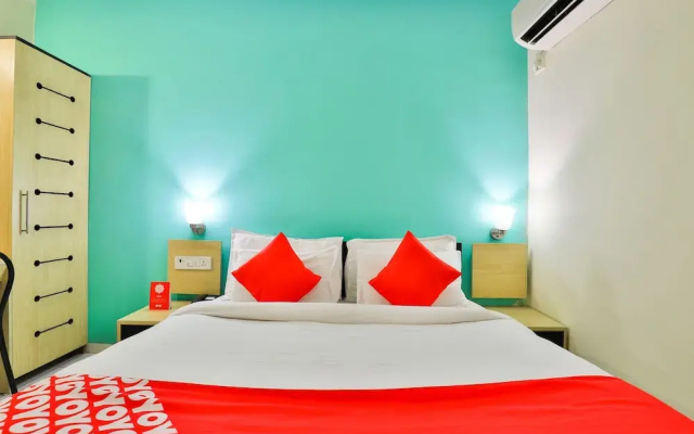 OYO 3975 Golden Star Country club