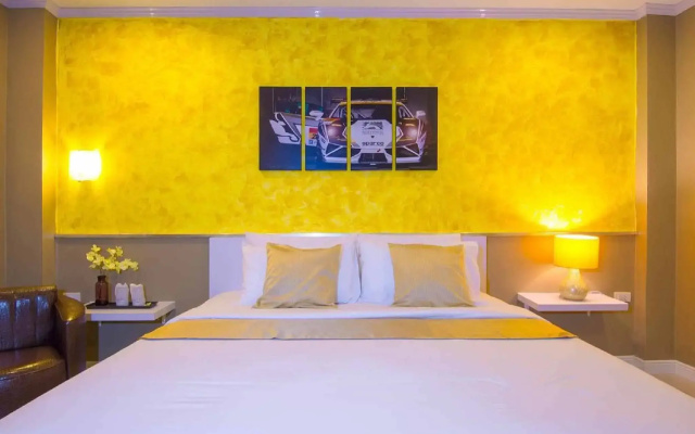 The S Hotel