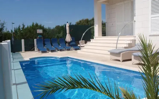 Villa Maria