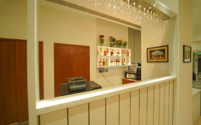 OYO 132 Hotel Royal T