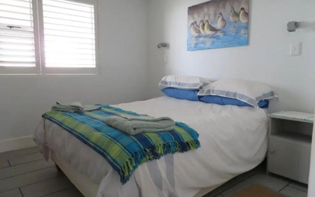 87 Marine Drive