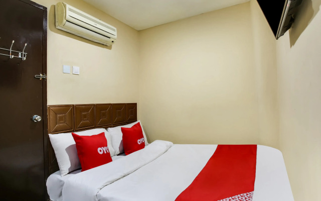 OYO 43927 Sassana Hotel (Sanitized Stay)