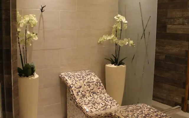 Atera Business Suites