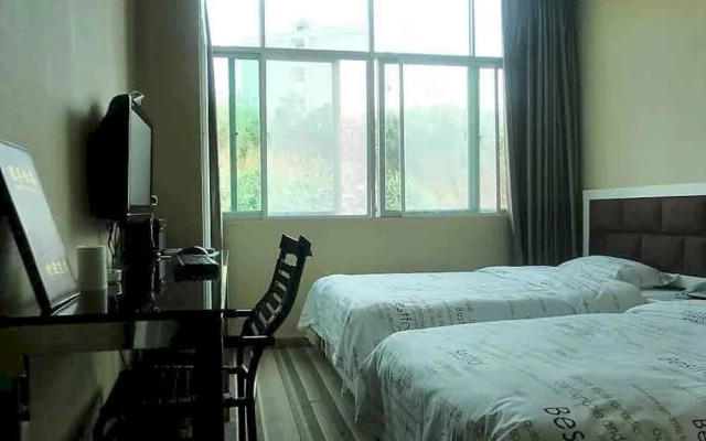 Xianning 2010 Youth Hotel