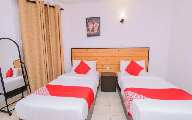 OYO 366 Hotel Salido