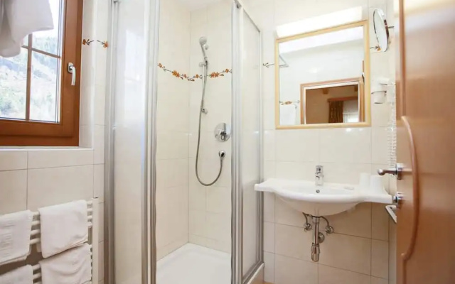 Apartment in Kaltenbach Near Ski Lift