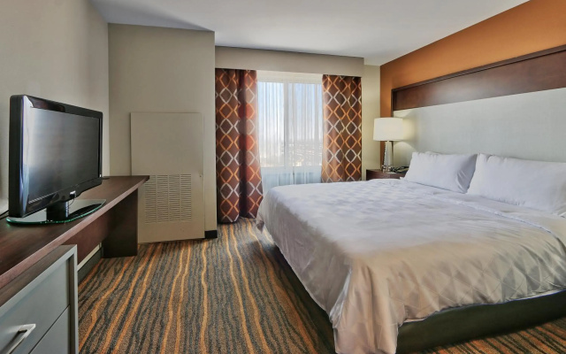 Holiday Inn & Suites Albuquerque-North I-25 by IHG