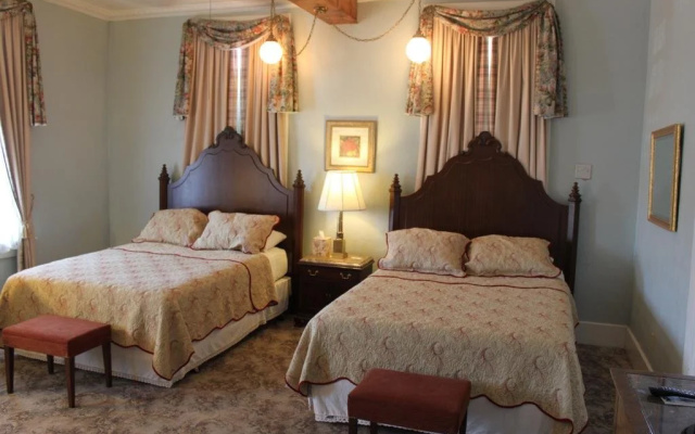 The Hotel Limpia