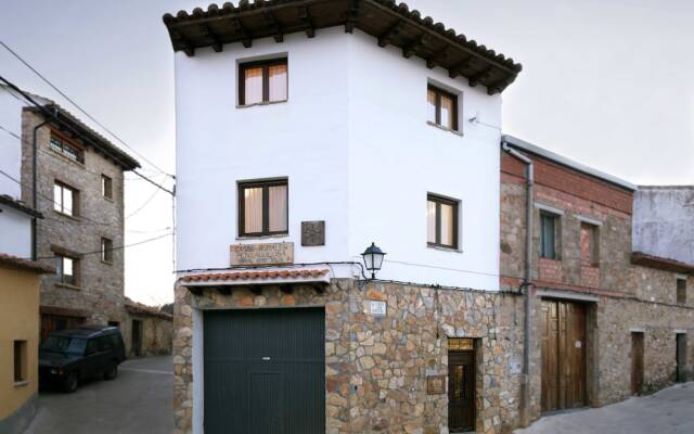 Отель Casas Rurales Peñagolosa вид на фасад