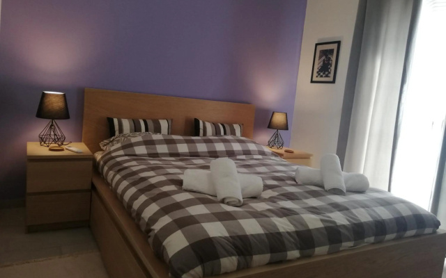 Park view apartment near Panormou
