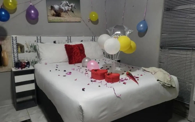 Aroundcorner GuestHouse