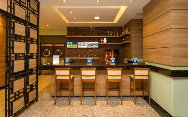 Gelps Hotel