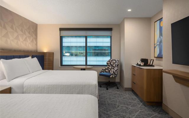 Hampton Inn By Hilton Calgary Downtown
