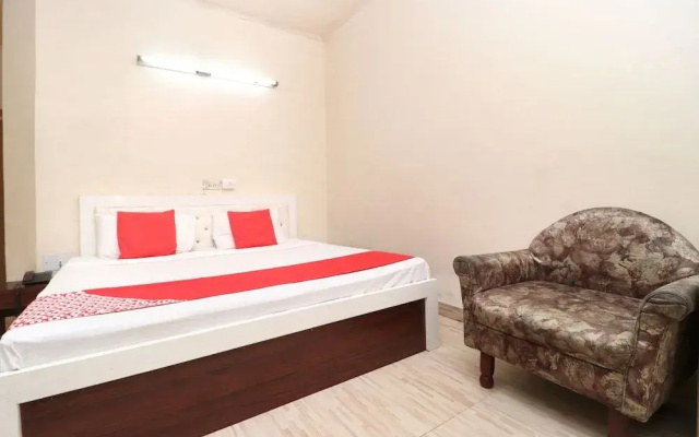 OYO 24322 Hotel Gulshan