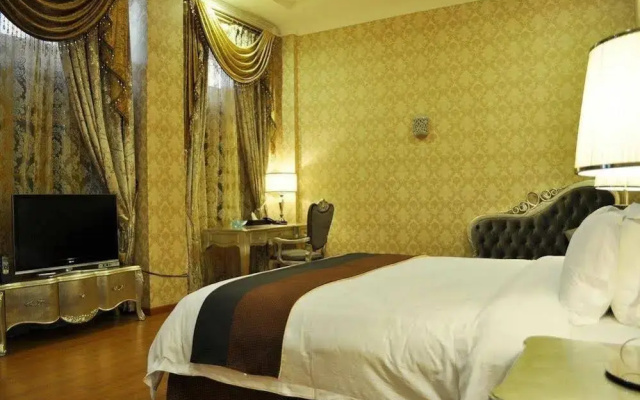The Weston Hotel